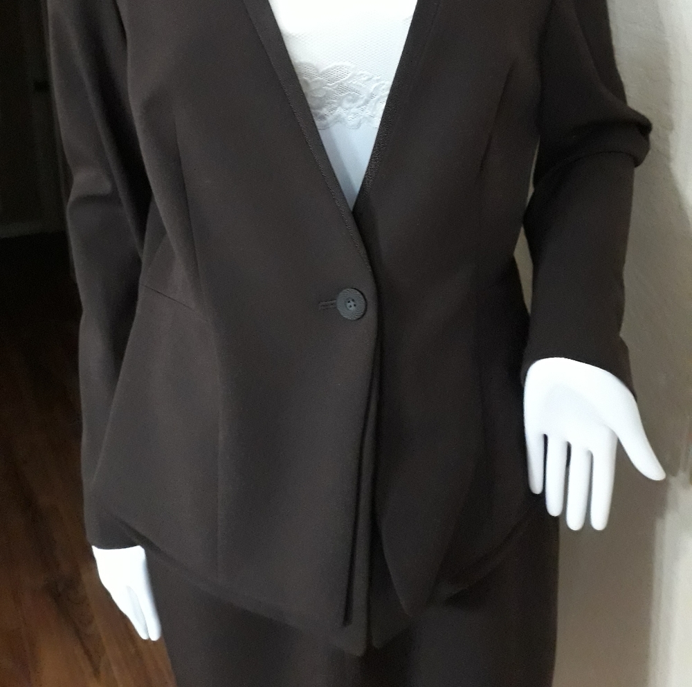 Antonio Melani  skirt suit